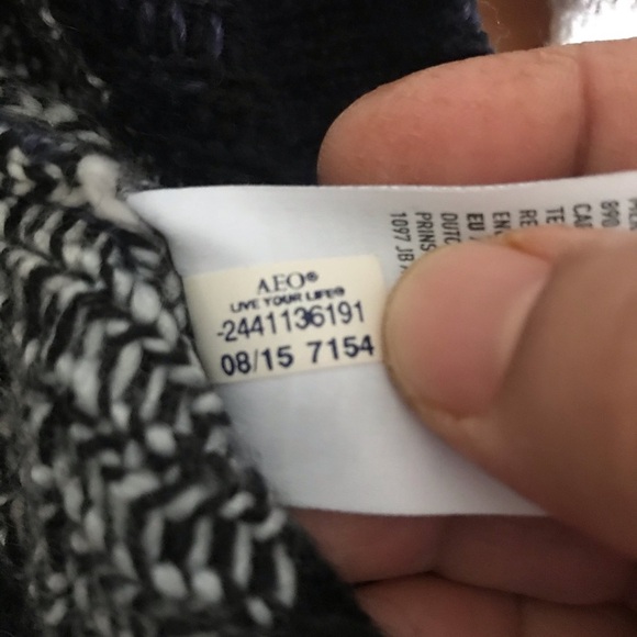 American eagle outfitters sweater abstract multicolor wool blend size M - Picture 12 of 13